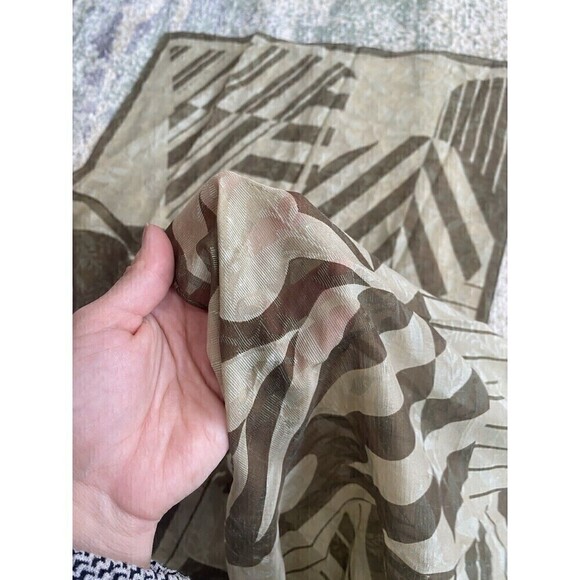 Yoshie Inaba Silk Scarf Ivory Green Design Rectangle Floral Leaves Organic - Picture 3 of 5